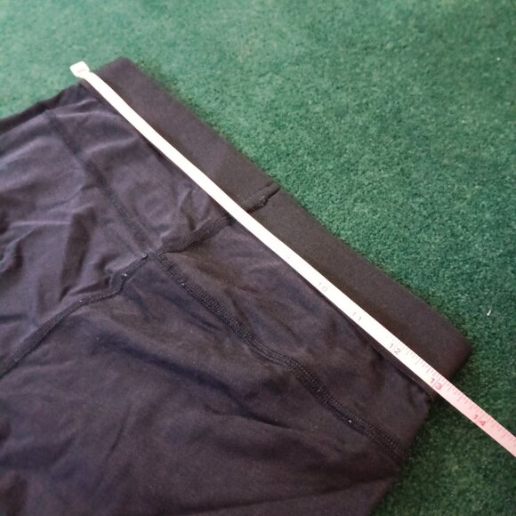 Lot of Workout Clothes - Picture 6 of 7